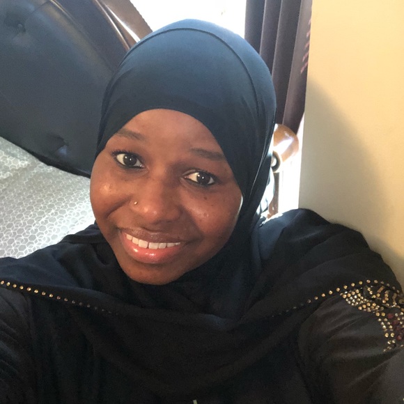 Meet your Posher, Lakeya - Picture 2 of 2